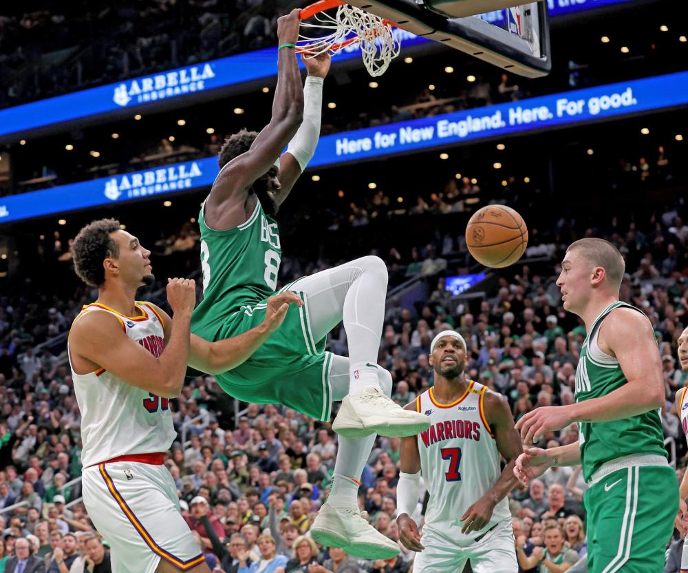 球员在追逐 球员在追逐