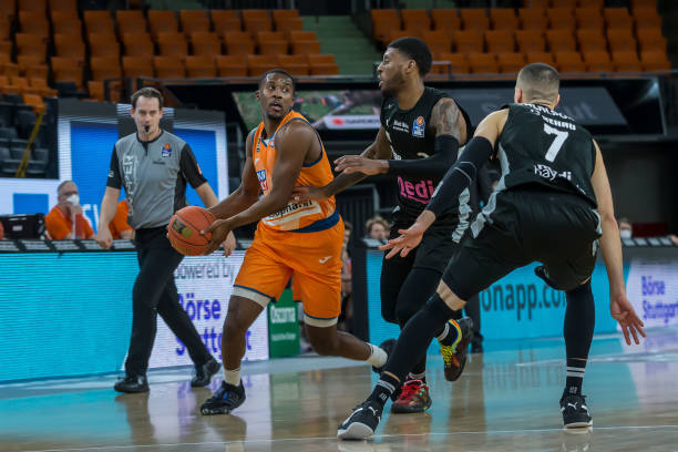 表现充满期 表现充满期