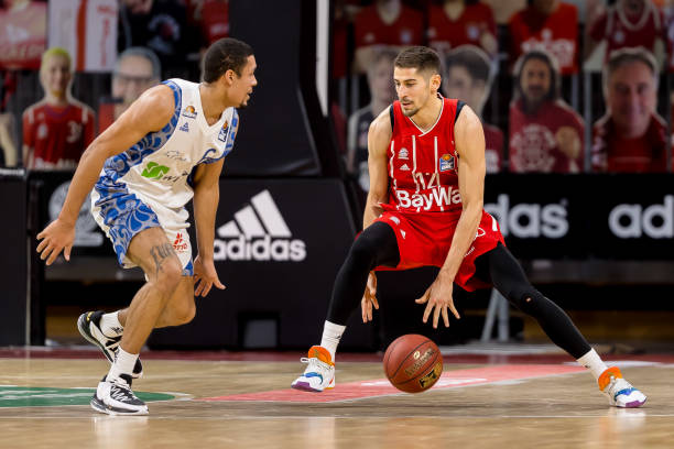 萨拉赫为利 萨拉赫为利